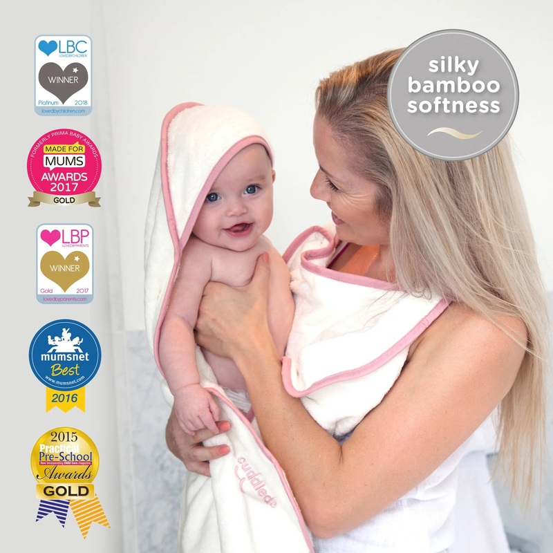 Cuddledry ‘Hands-free’ baby towel pink edge