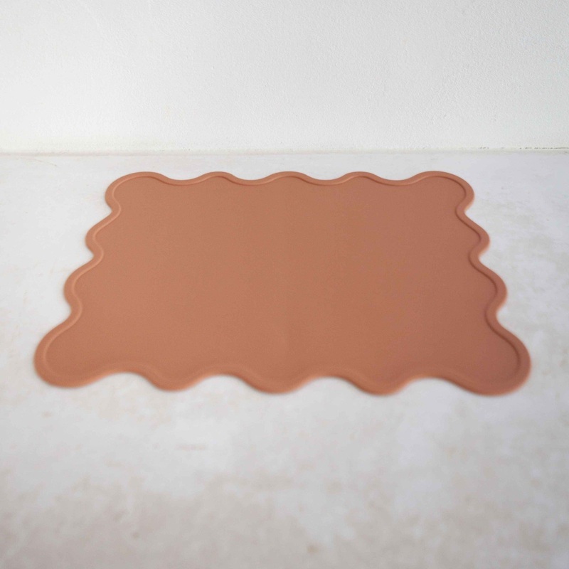 Wiggly Placemat | Cinnamon