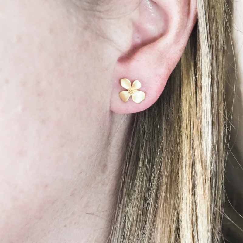 18K Gold Vermeil Daisy Flower Stud Earring