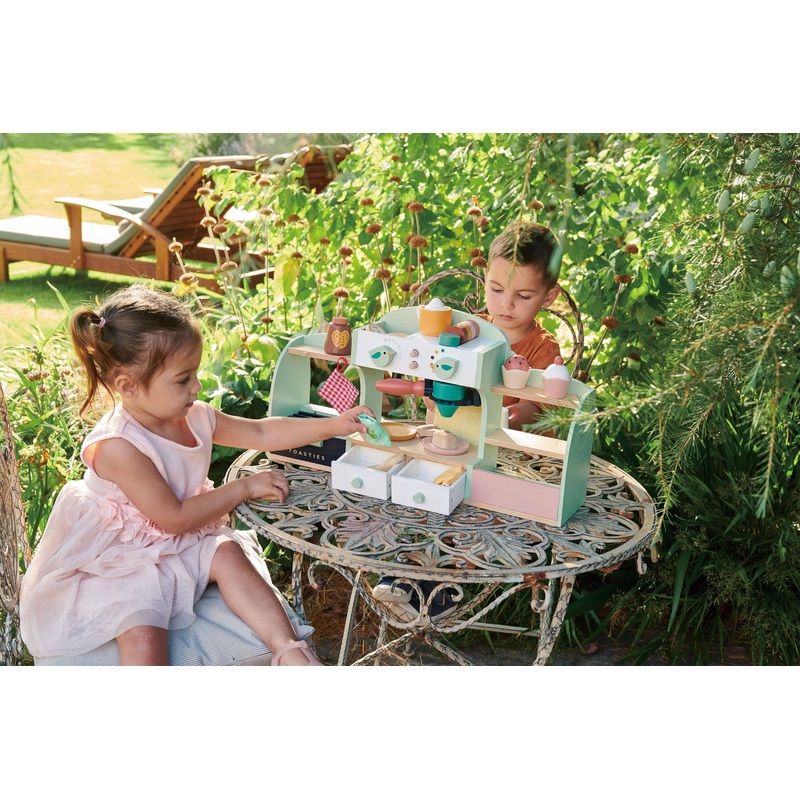 Tender Leaf Birds Nest Caf