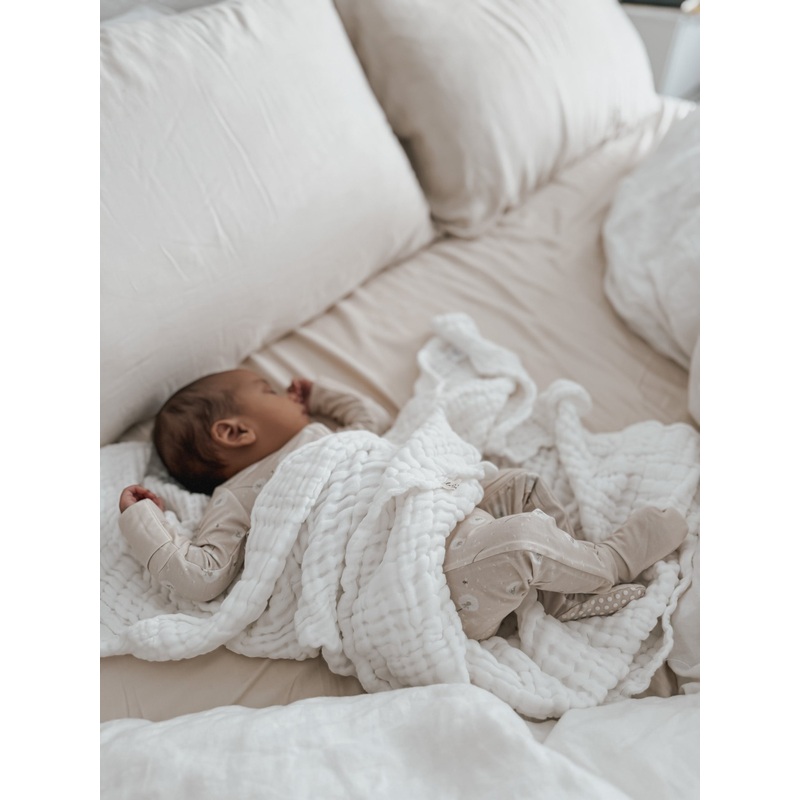 Luna + Luca Cotton Gauze Baby Blanket – White OS White