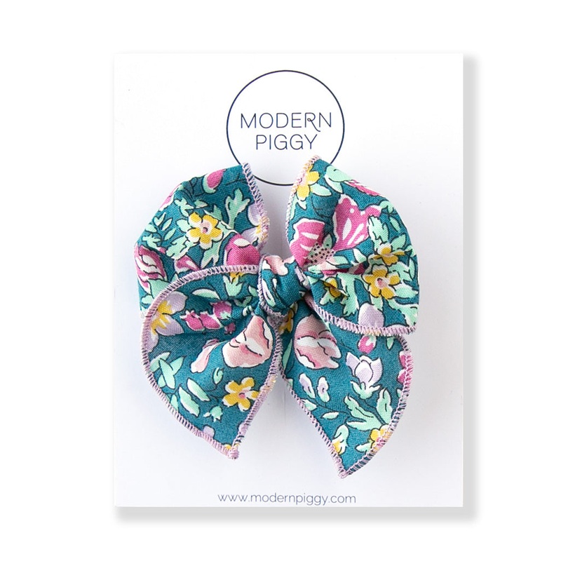 Greenhouse | Petite Party Bow Alligator Clip