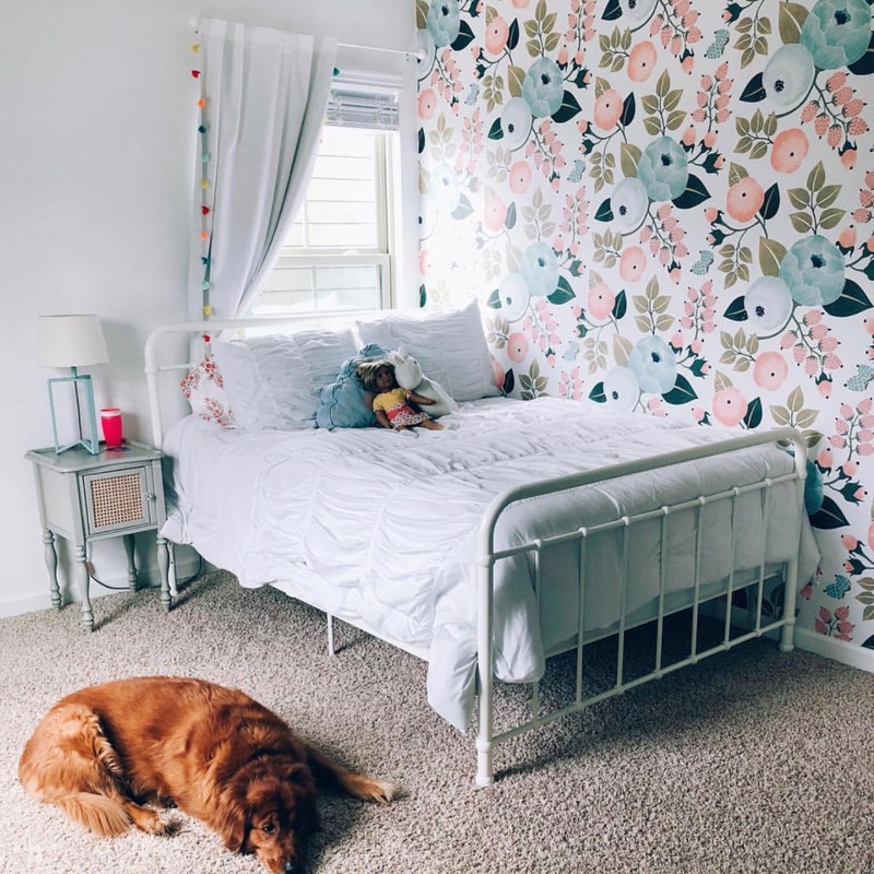 Lila Wallpaper Sample 1 foot by 1 foot