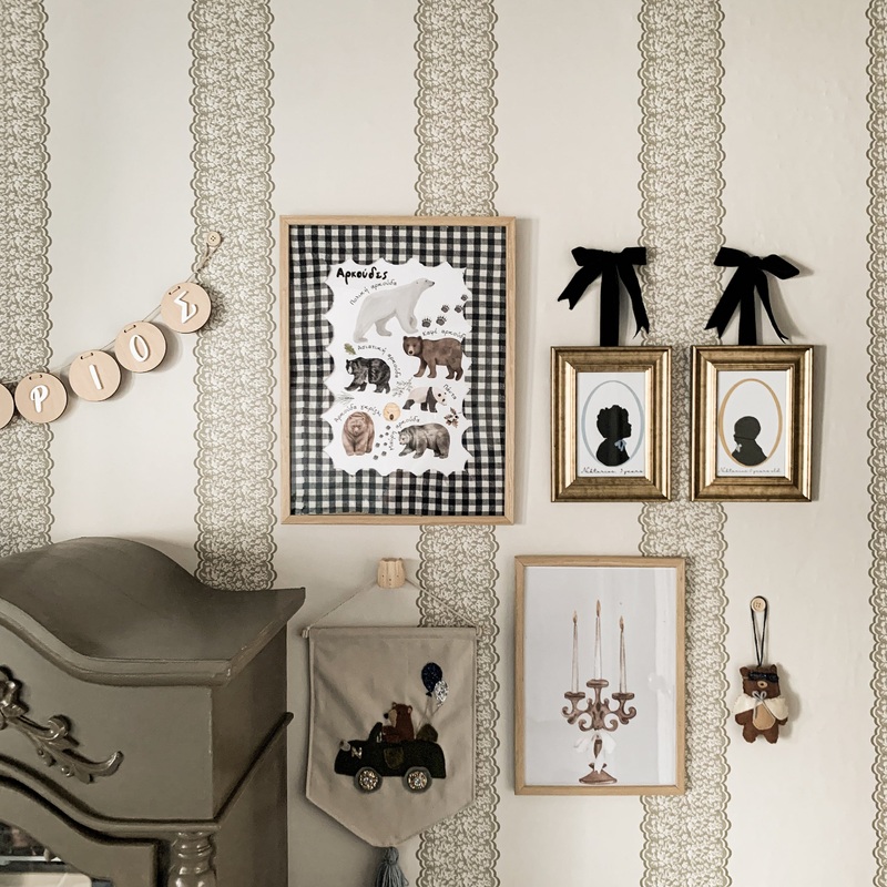 Clara Wallpaper By Ali Anni Sample 1 foot by 1 foot Pink