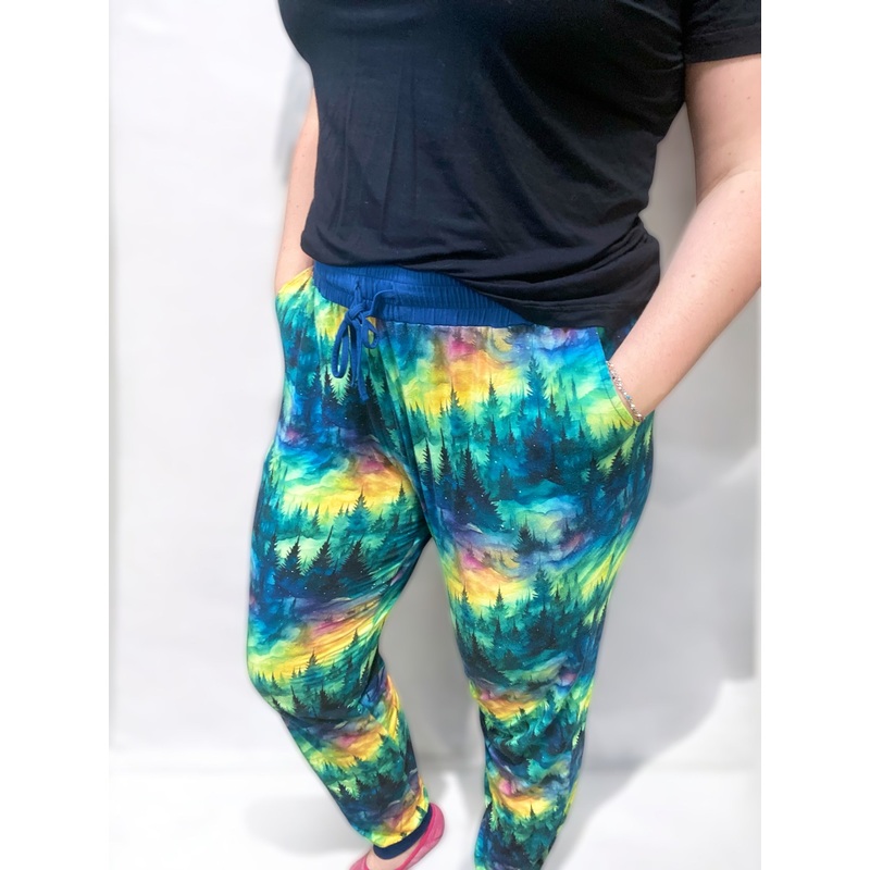 Majestic Mountains Adult Joggers S