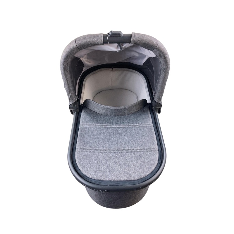 UPPAbaby V2 Bassinet, Greyson (Charcoal Melange)