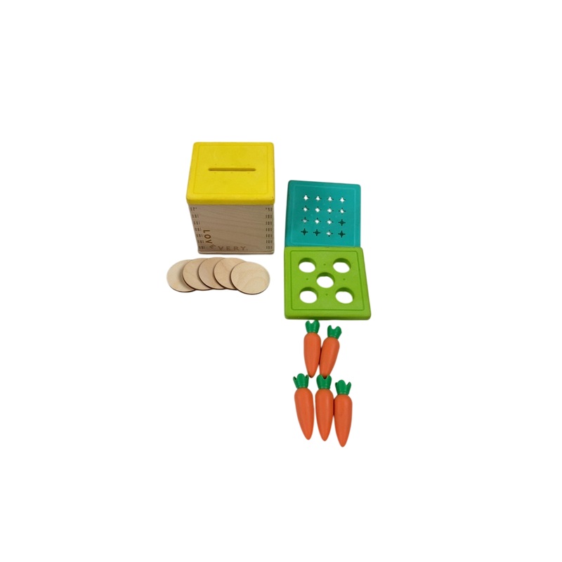 Lovevery Wooden Coin Bank Set