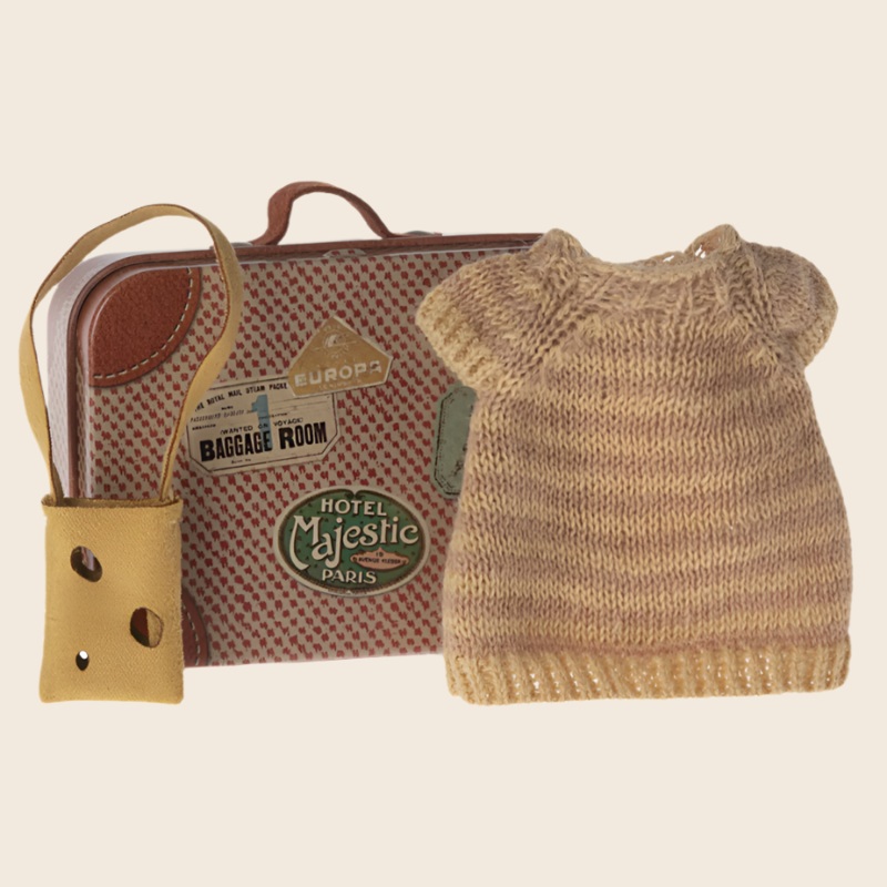 Maileg Mouse Big Sister Clothes in Suitcase ’24
