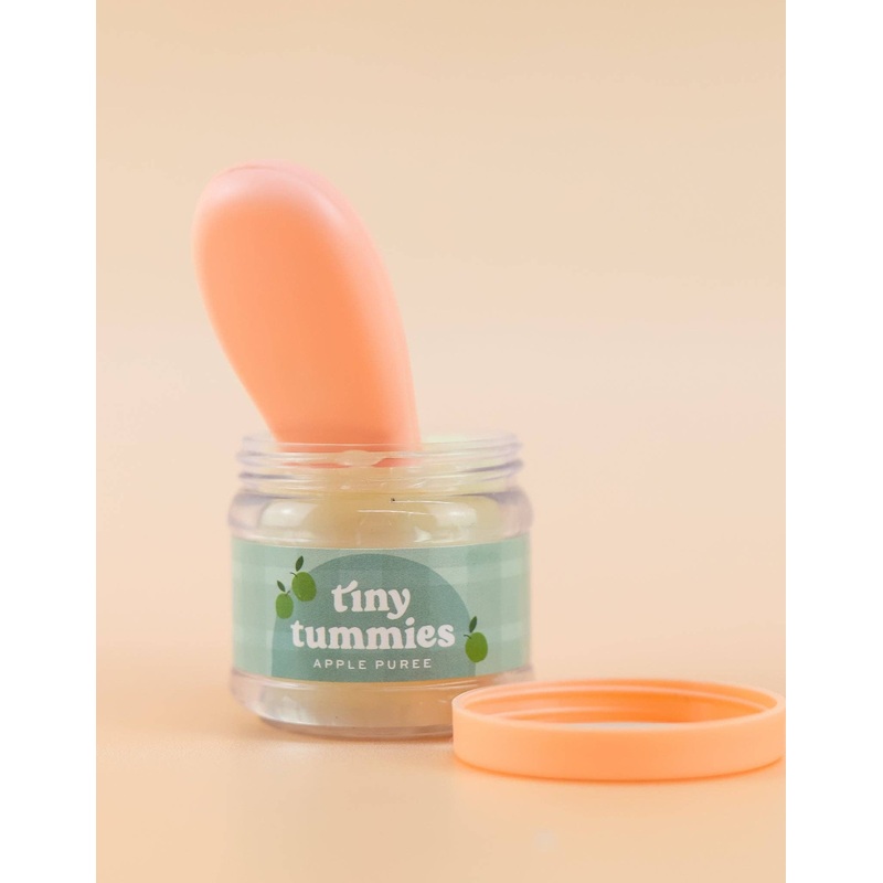 Tiny Tummies – Apple jelly food – Jar and spoon – Tiny Harlow