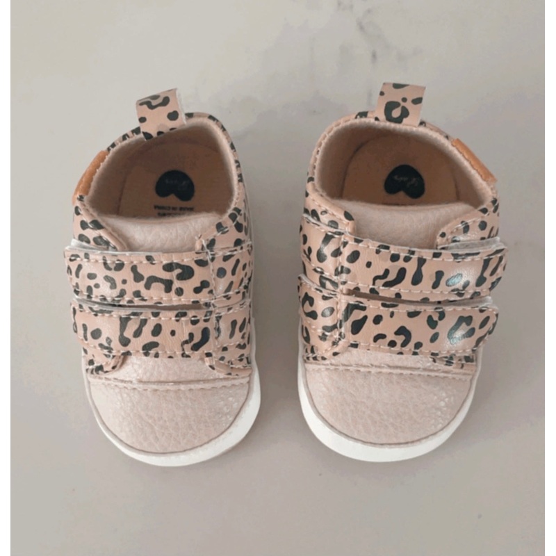 Velcro Prewalkers | Into The Wild