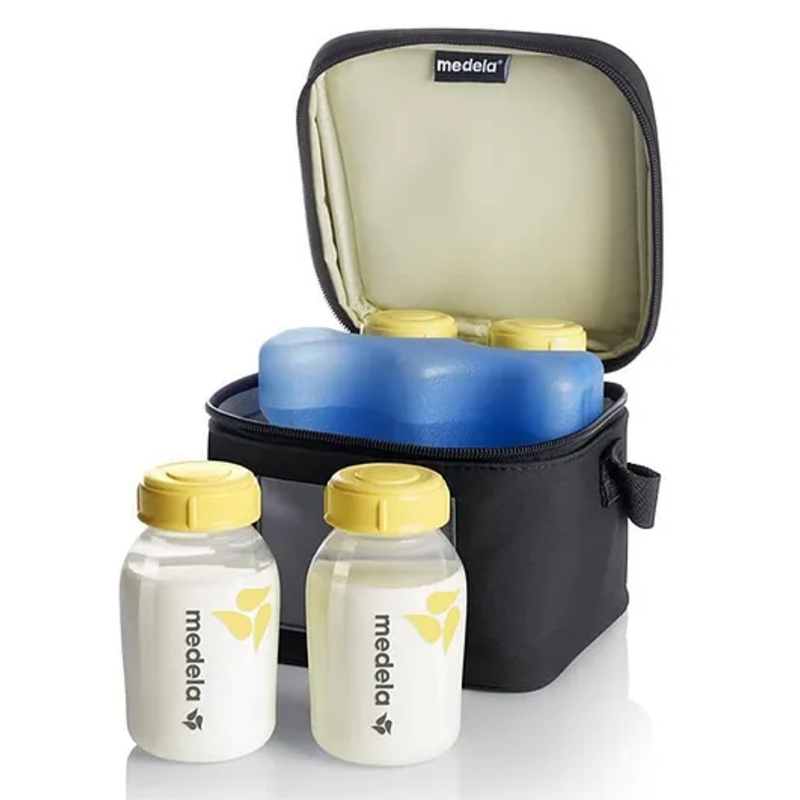 Medela Cooler Bag With Ice Pack & 4 Breast Milk Bottles – 150 ml Each
