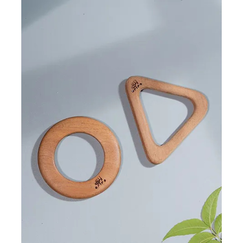 Ariro Organic Non Toxic Circle & Triangle Neem Wood Teethers Pack of 2 – Brown