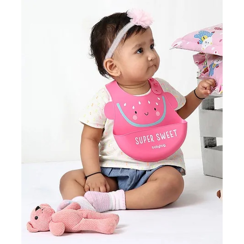 Babyhug Silicone Bib Smiley Face Print – Pink