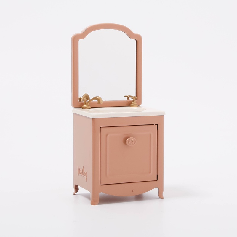 Sink Dresser, Mouse | Dark Powder