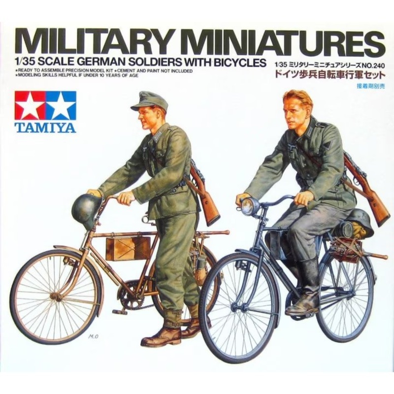 Tamiya Military Minatures German Soldiers with Bicycles 1:35